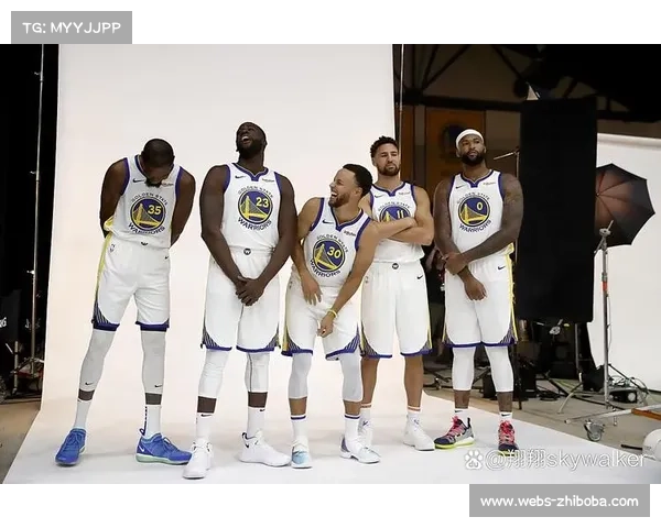 勇士险胜灰熊 格林六犯离场仍助队锁定胜局